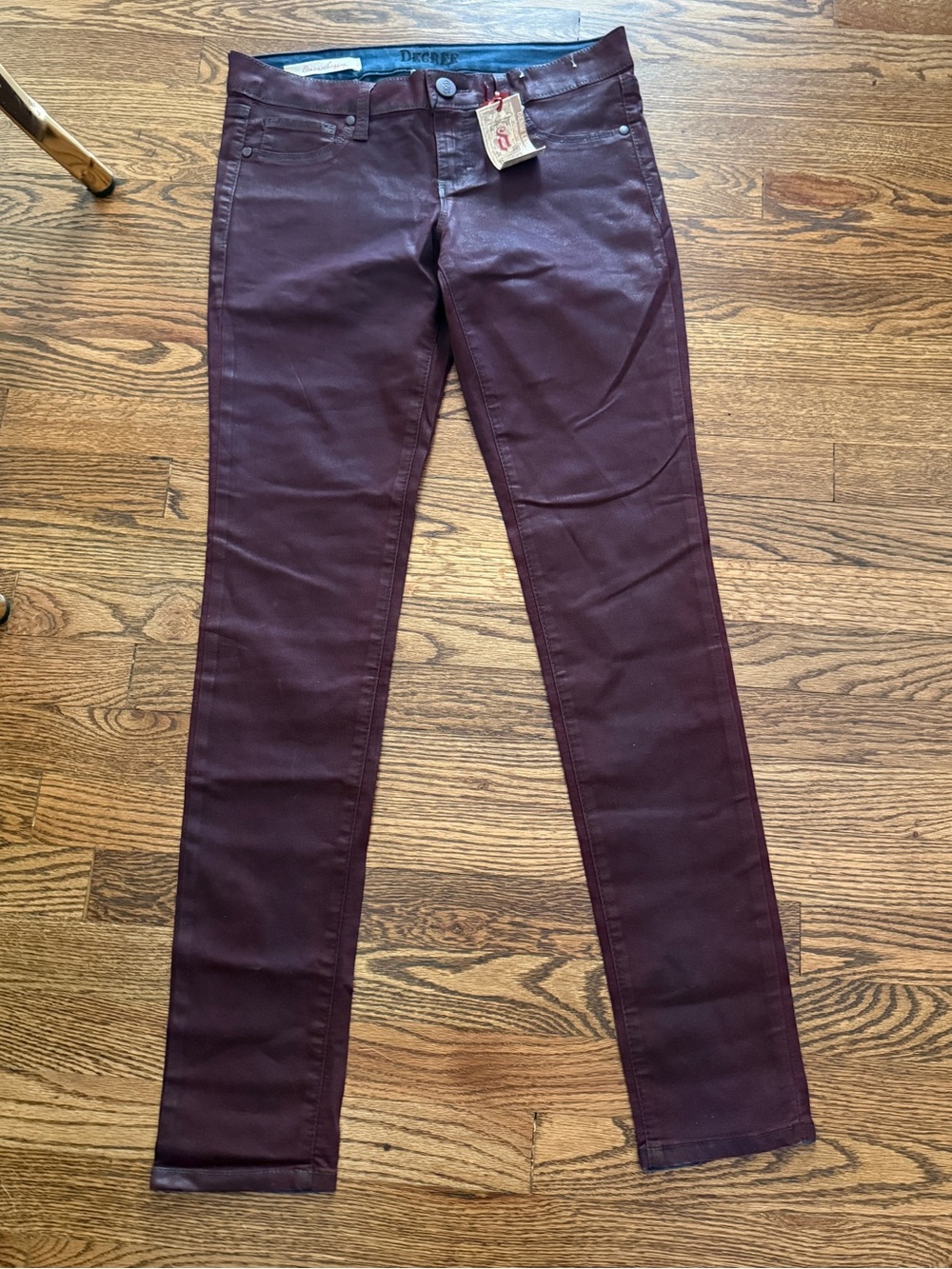 NWT decree skinny jeans